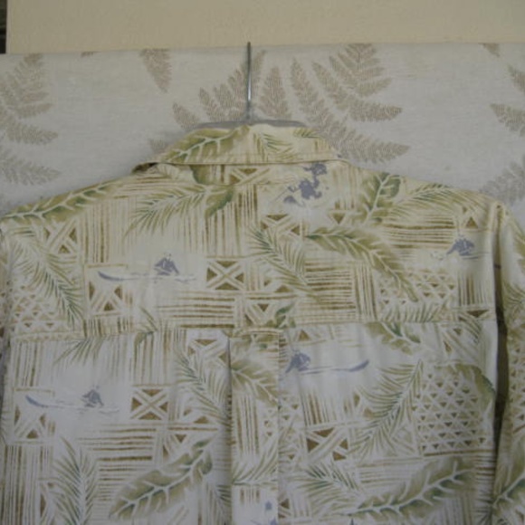 WOOLRICH MEN'S CASUAL TROPICAL BUTTON-DOWN SHIRT - Picture 4 of 8